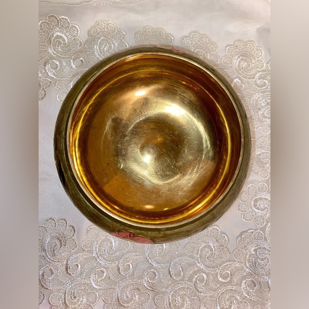 Vintage Brass enameled hand painted floral golden Bowl with lid - Picture 11 of 15